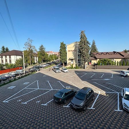 Hotel Turist Fălticeni Exterior photo