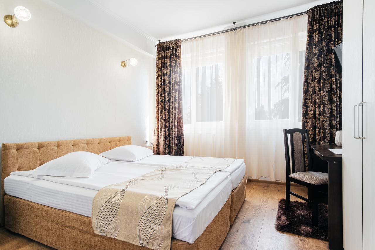 Hotel Turist Fălticeni Exterior photo