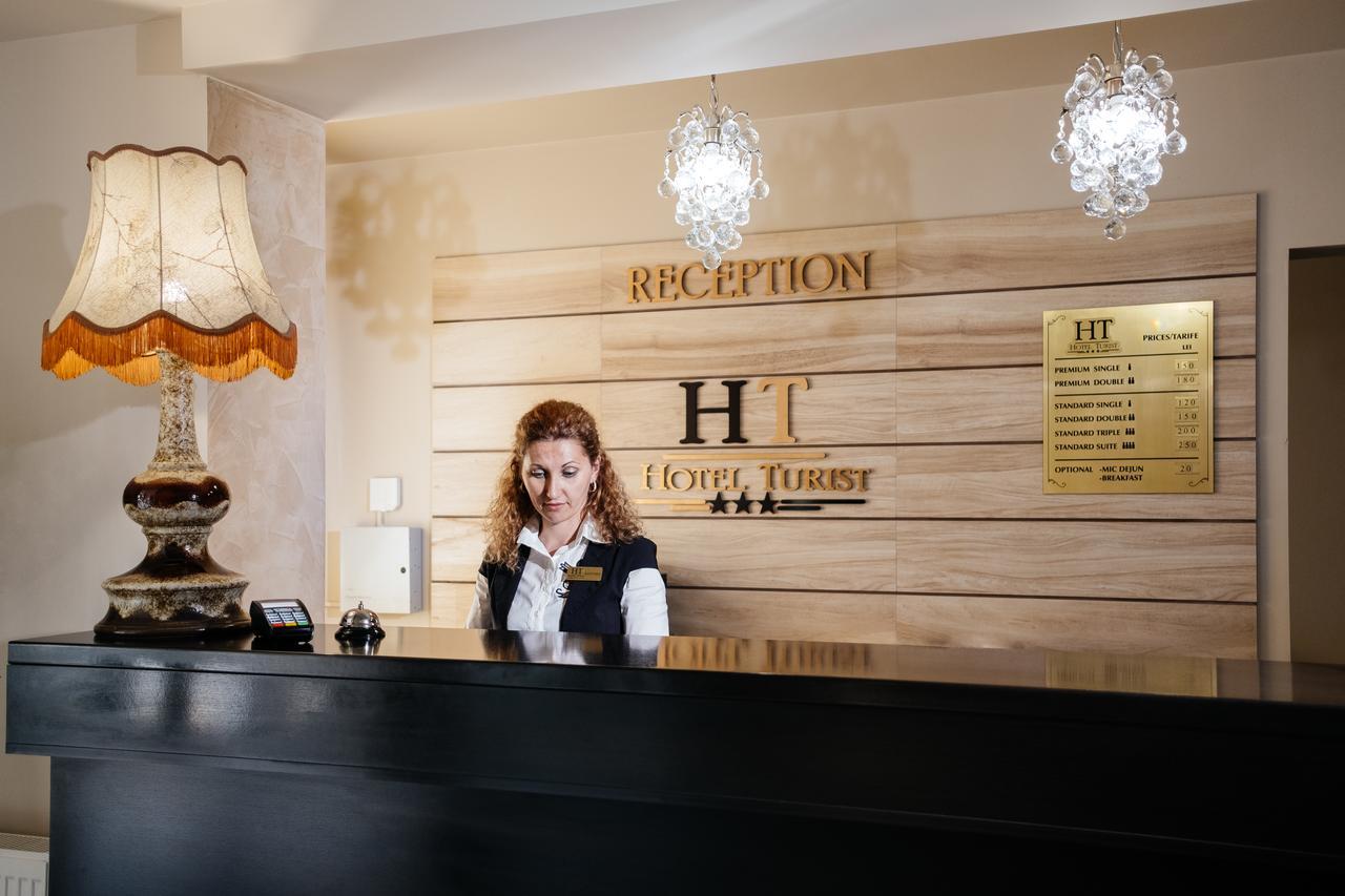 Hotel Turist Fălticeni Exterior photo